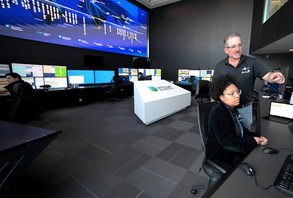 Intelsat’s customer support control room helping airlines 24/7